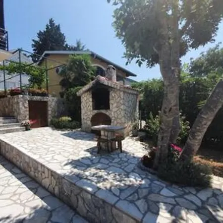 Penthouse In Gornji Karin Near The