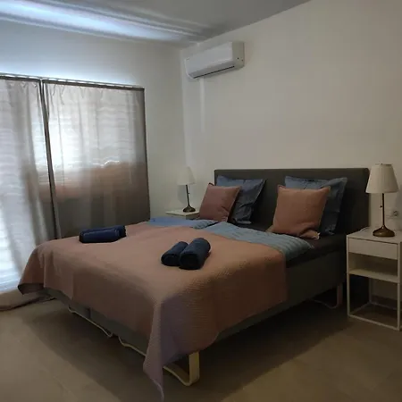 Penthouse In Gornji Karin Near The Апартаменты