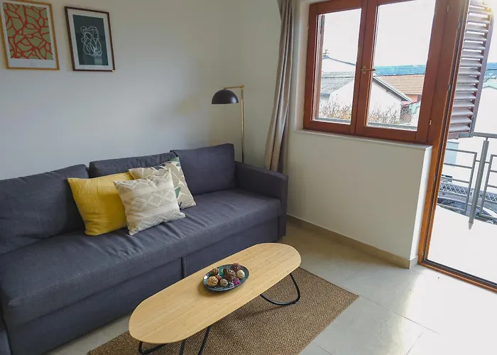 Penthouse In Gornji Karin Near The * Anić